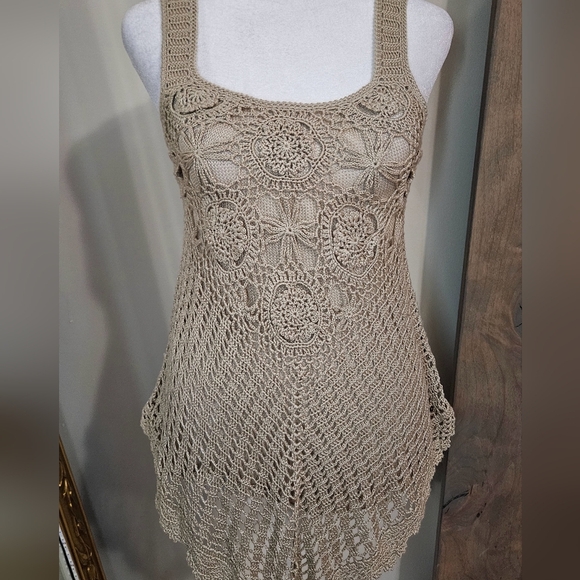 MAK BY MAK B Asymmetrical Crochet Top In Tan/beige. Size Small - Picture 13 of 13